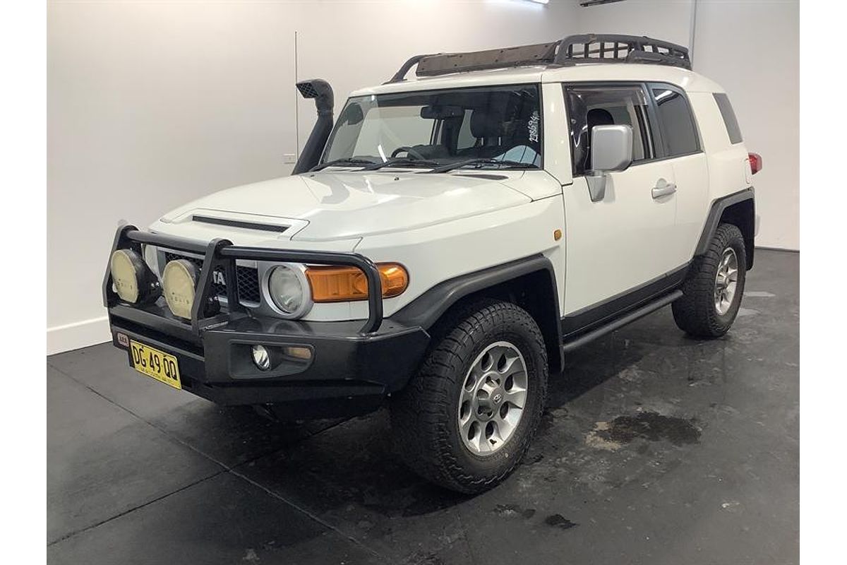 2013 Toyota FJ Cruiser GSJ15R