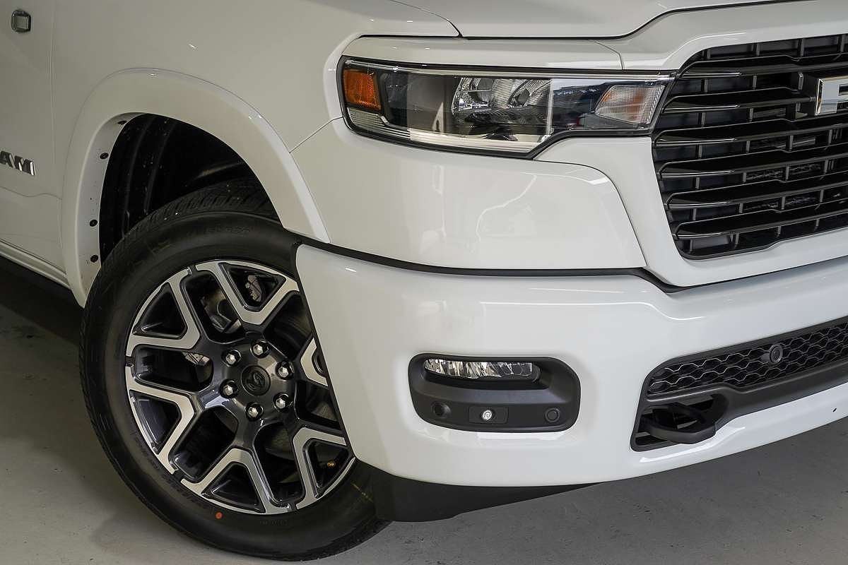 2025 RAM 1500 Laramie Sport Hurricane SO RamBox DT 4X4 SWB