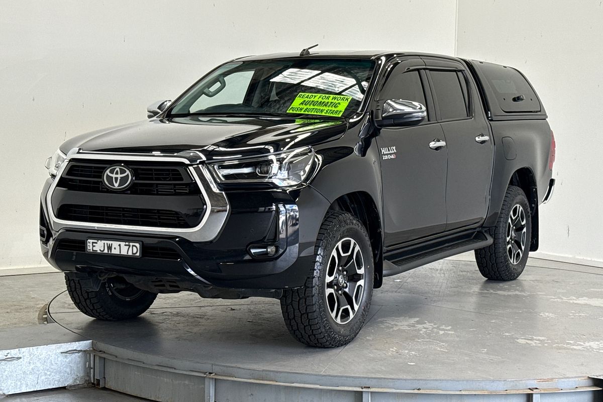 2020 Toyota Hilux SR5 (4x4) GUN126R FACELIFT 4X4