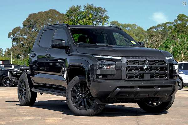 2025 Mitsubishi Triton GSR MV 4X4