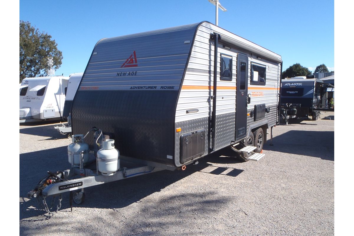 2022 New Age Caravans Road Owl 5.5m (18ft) RO18E 18' Ensuite