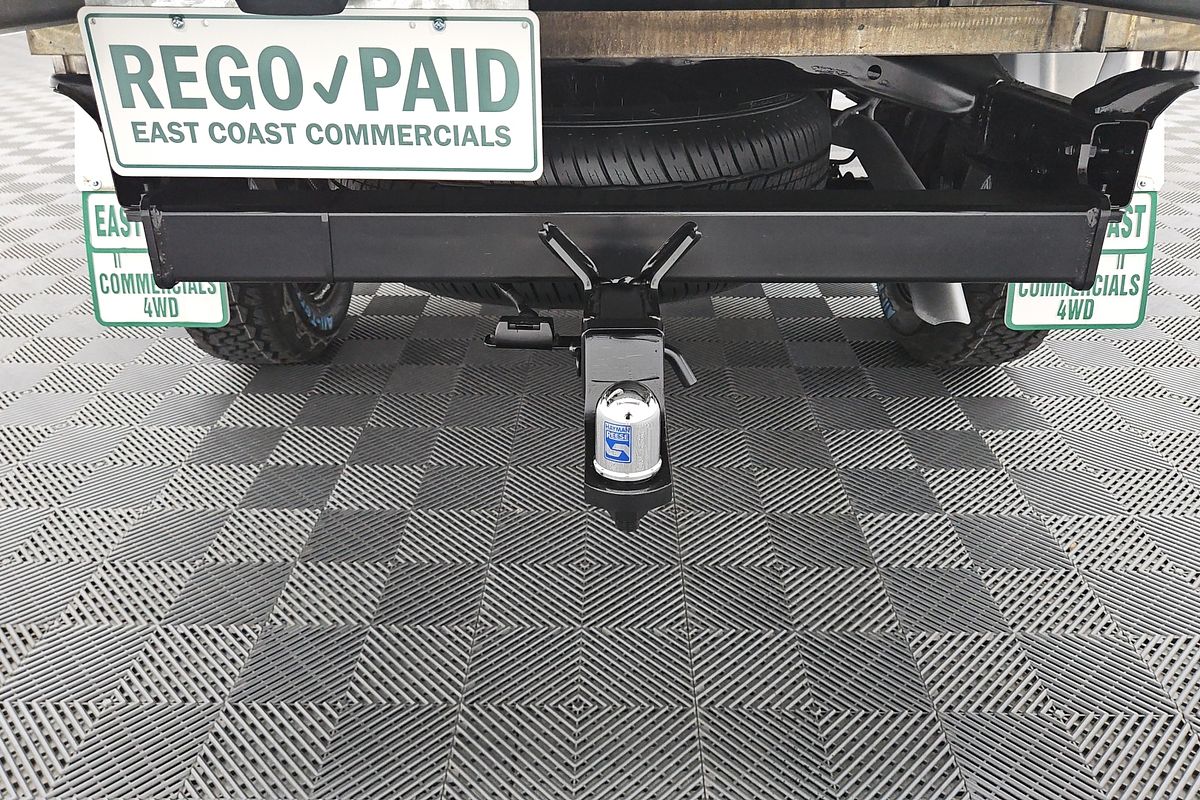 2021 Nissan Navara SL D23 Rear Wheel Drive