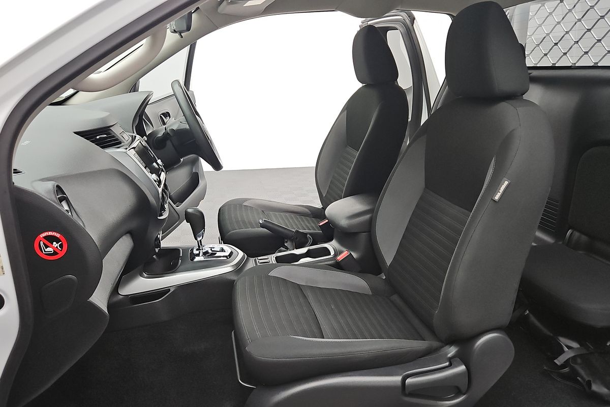 2021 Nissan Navara SL D23 Rear Wheel Drive