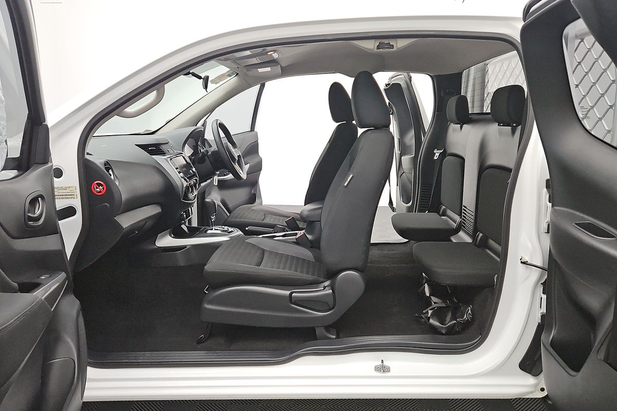 2021 Nissan Navara SL D23 Rear Wheel Drive