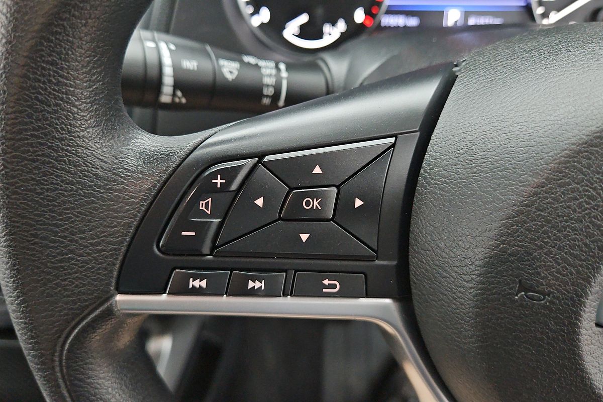 2021 Nissan Navara SL D23 Rear Wheel Drive