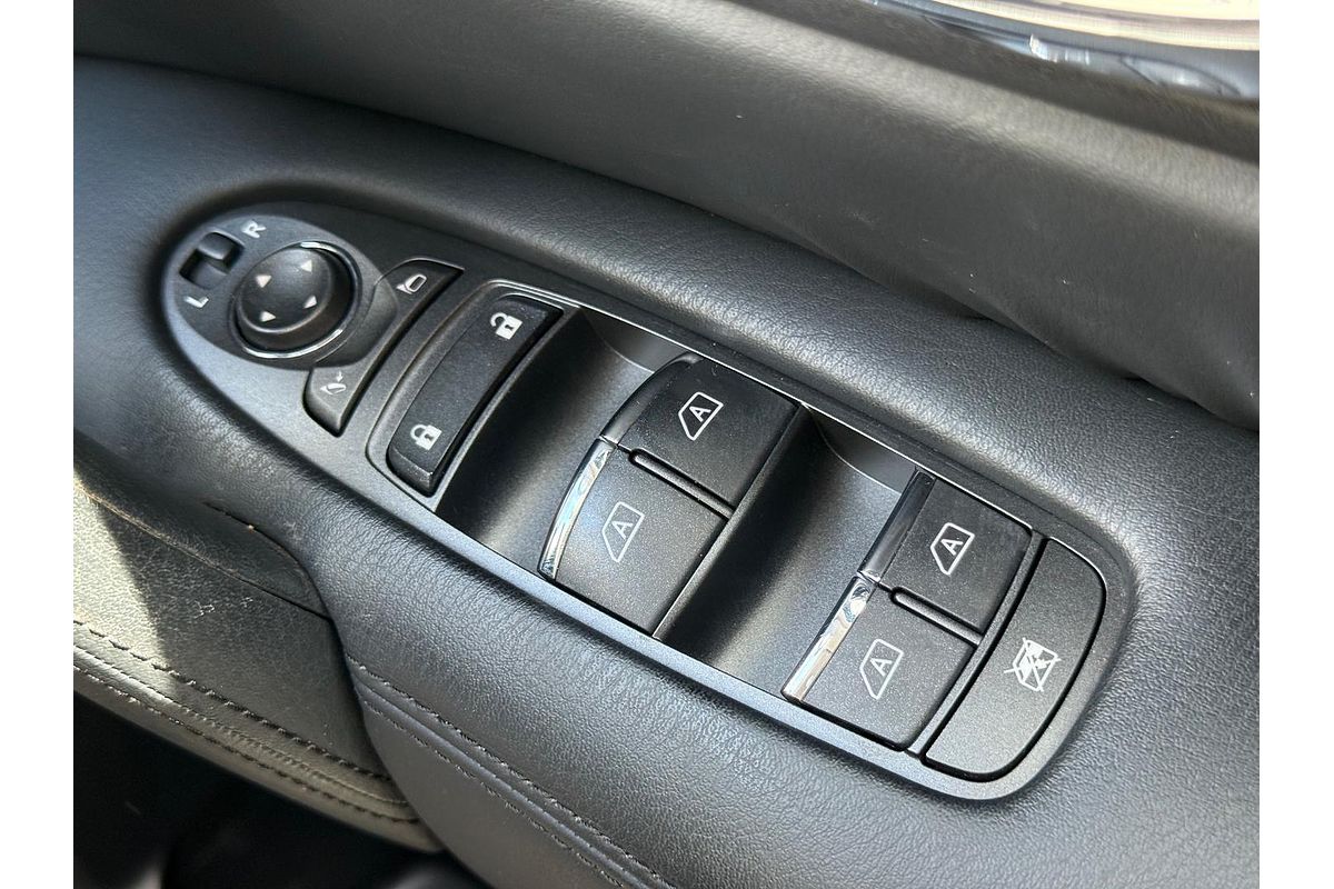 2024 Nissan Patrol Ti Y62