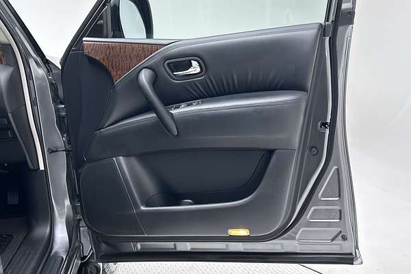 2023 Nissan Patrol Ti Y62 thumb-18