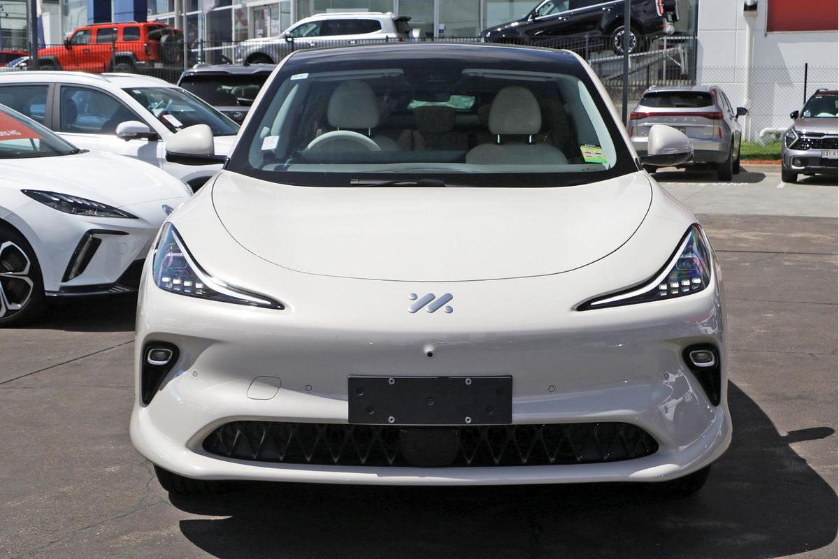 2025 MG IM6 Premium S12L