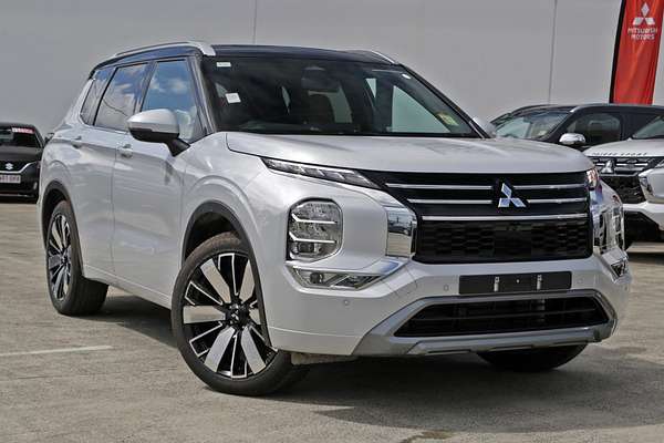 2025 Mitsubishi Outlander Exceed Tourer ZM