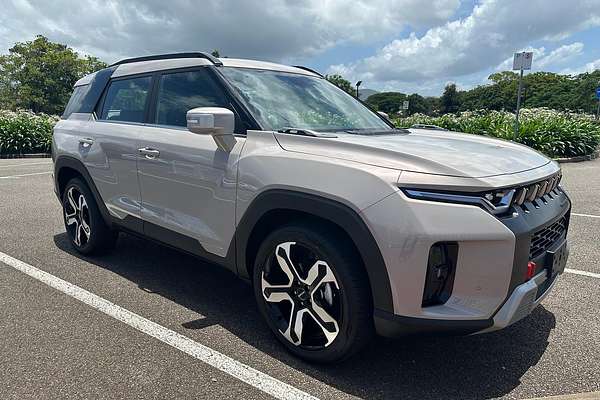 2026 KGM Torres Hybrid K40 J140