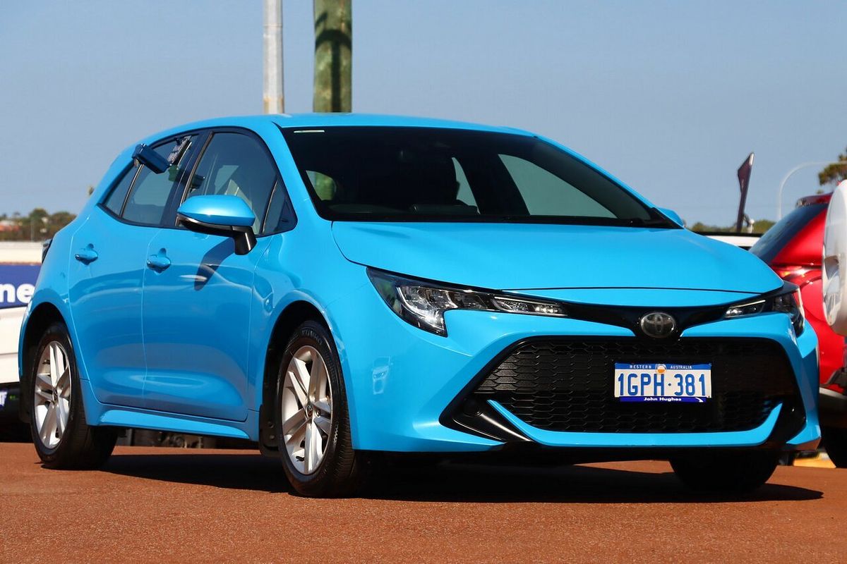 2018 Toyota Corolla Ascent Sport MZEA12R