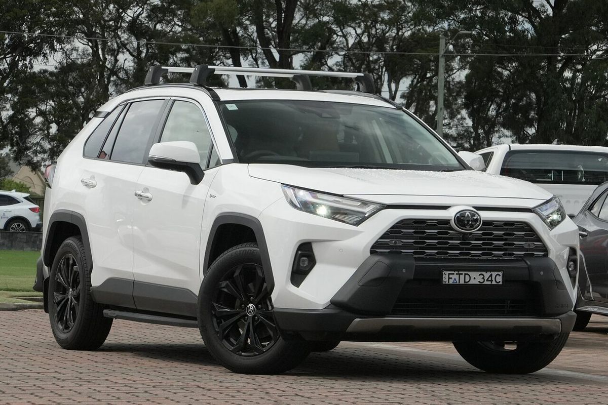 2025 Toyota RAV4 Cruiser AXAH52R
