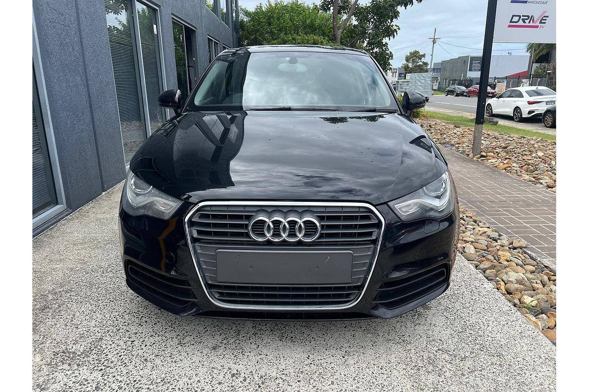 2015 Audi A1 Attraction 8X