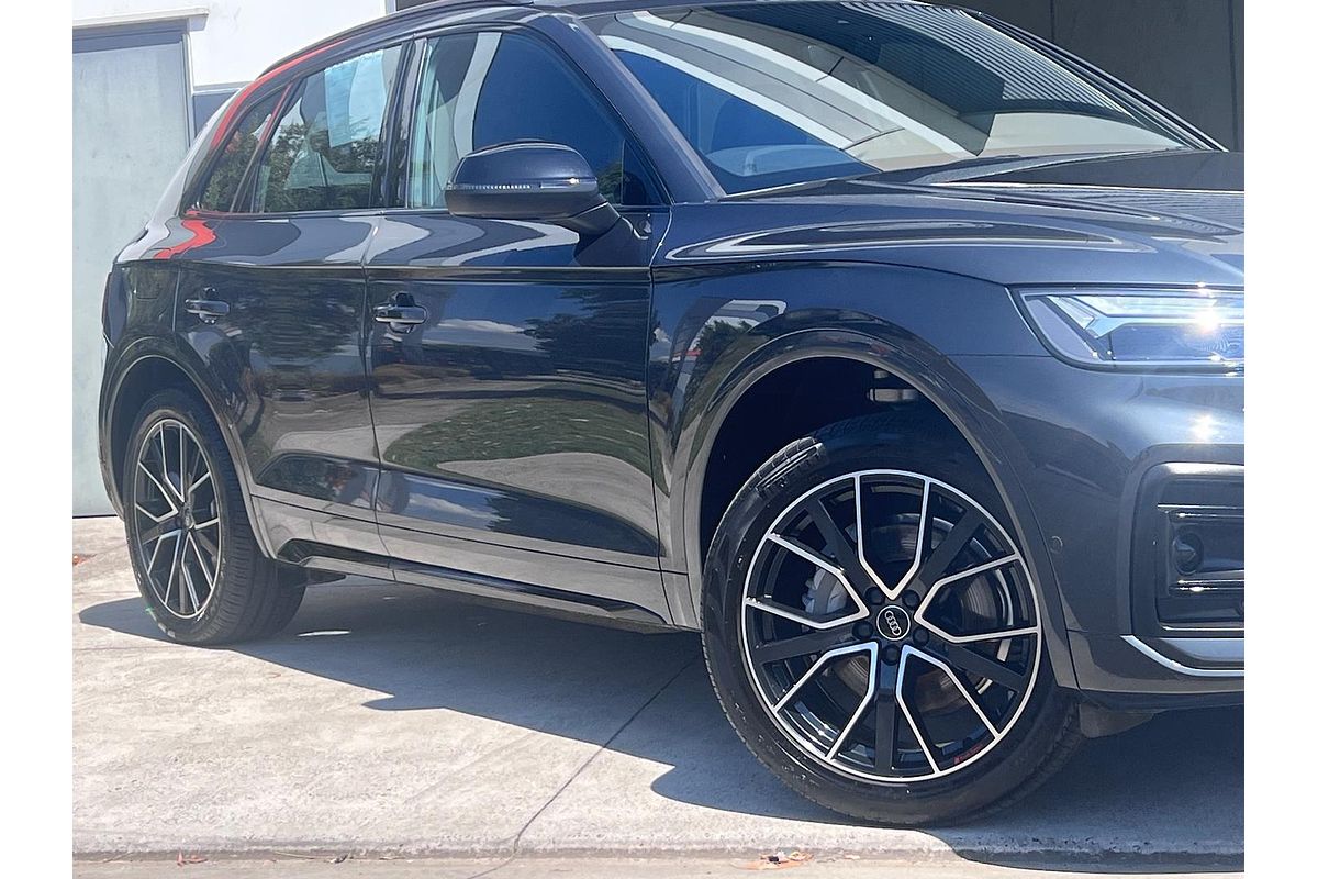 2024 Audi Q5 45 TFSI Sport FY