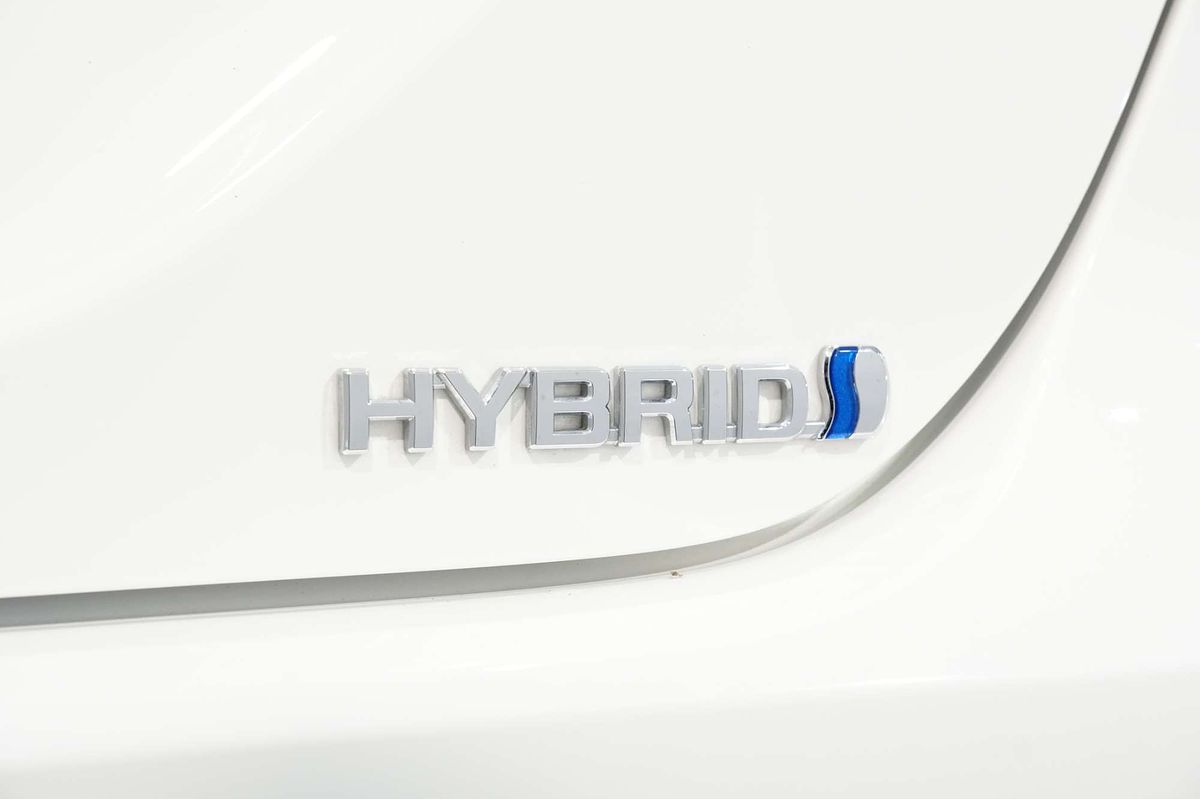 2022 Toyota Camry Ascent AXVH70R