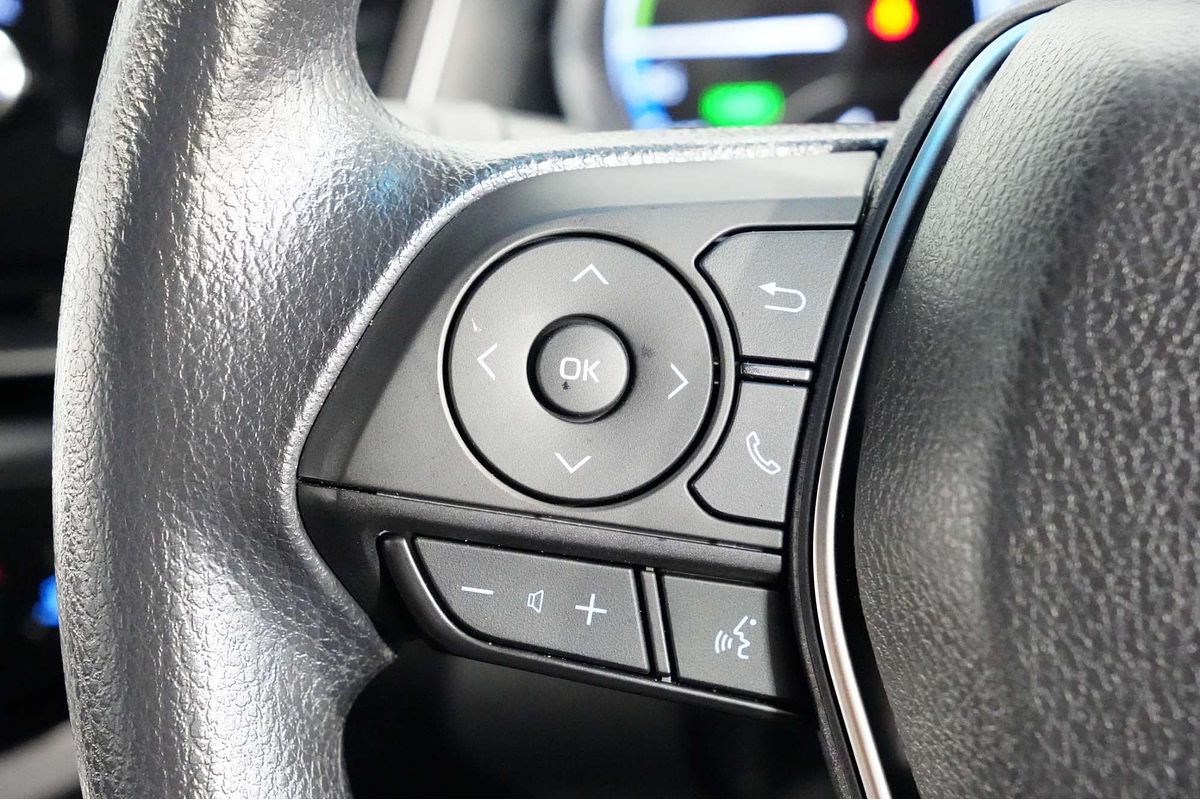 2022 Toyota Camry Ascent AXVH70R