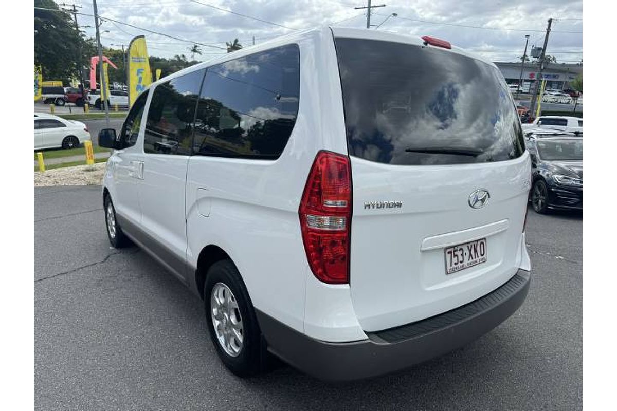 2015 Hyundai iMax TQ-W