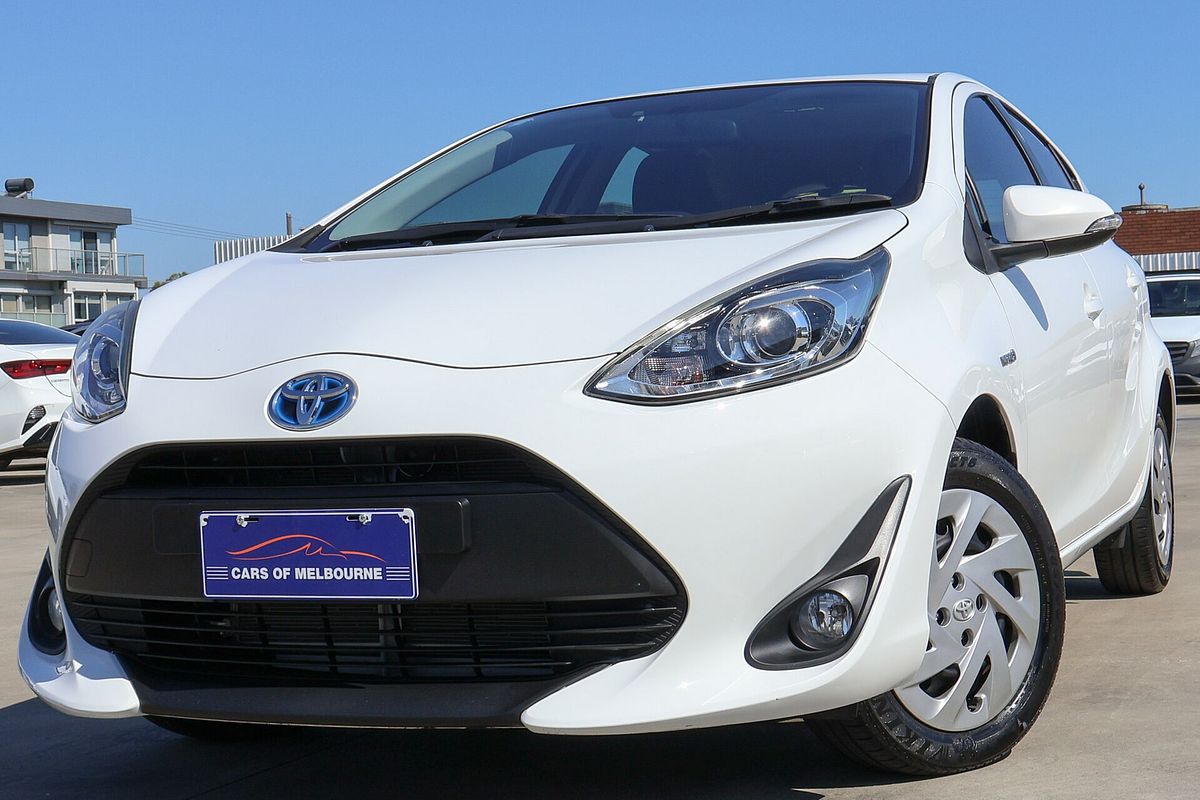 2017 Toyota Prius C NHP10R