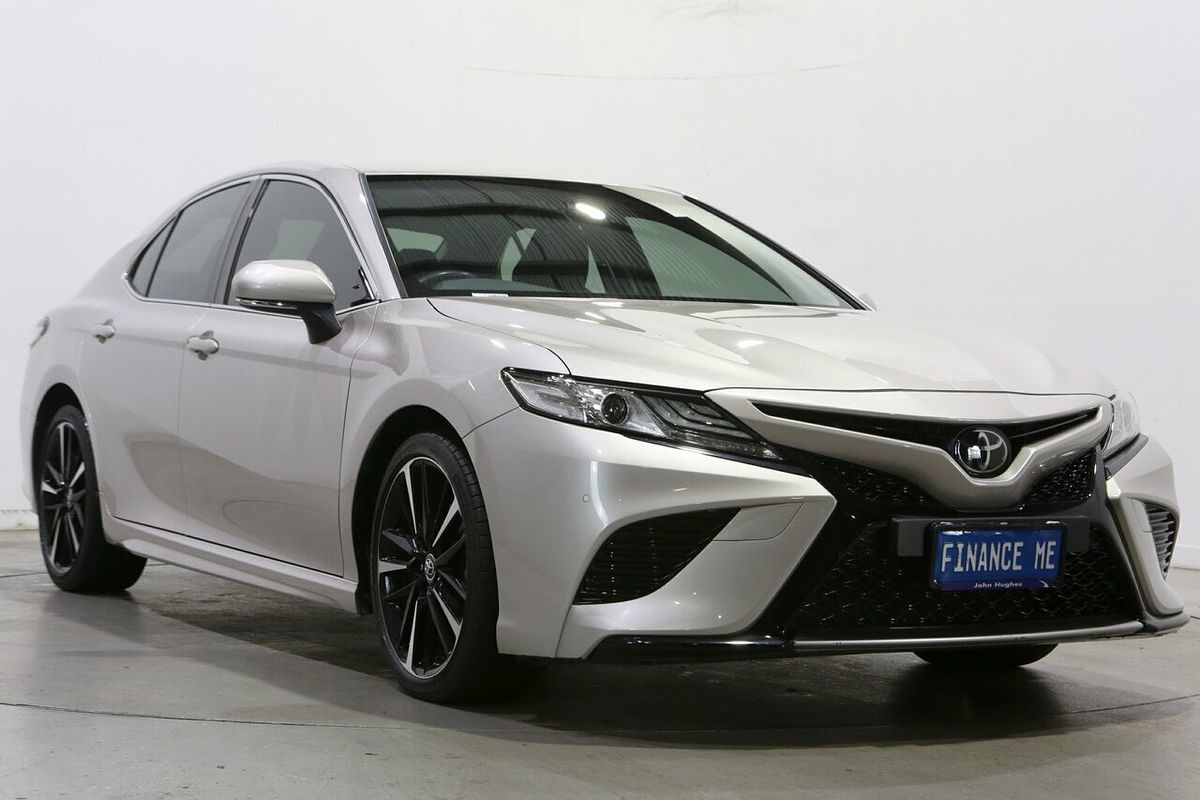 2018 Toyota Camry SX GSV70R