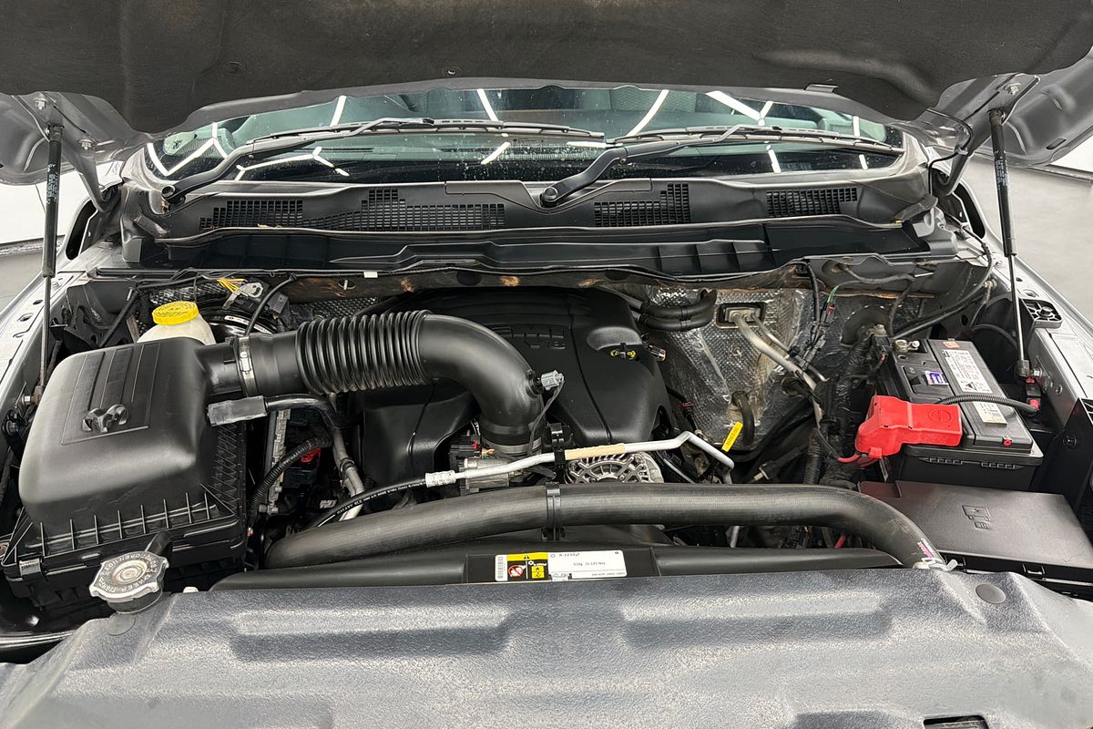 2019 RAM 1500 Express DS 4X4 SWB