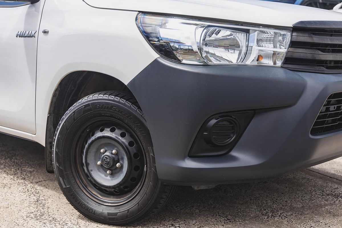 2017 Toyota Hilux Workmate TGN121R Rear Wheel Drive