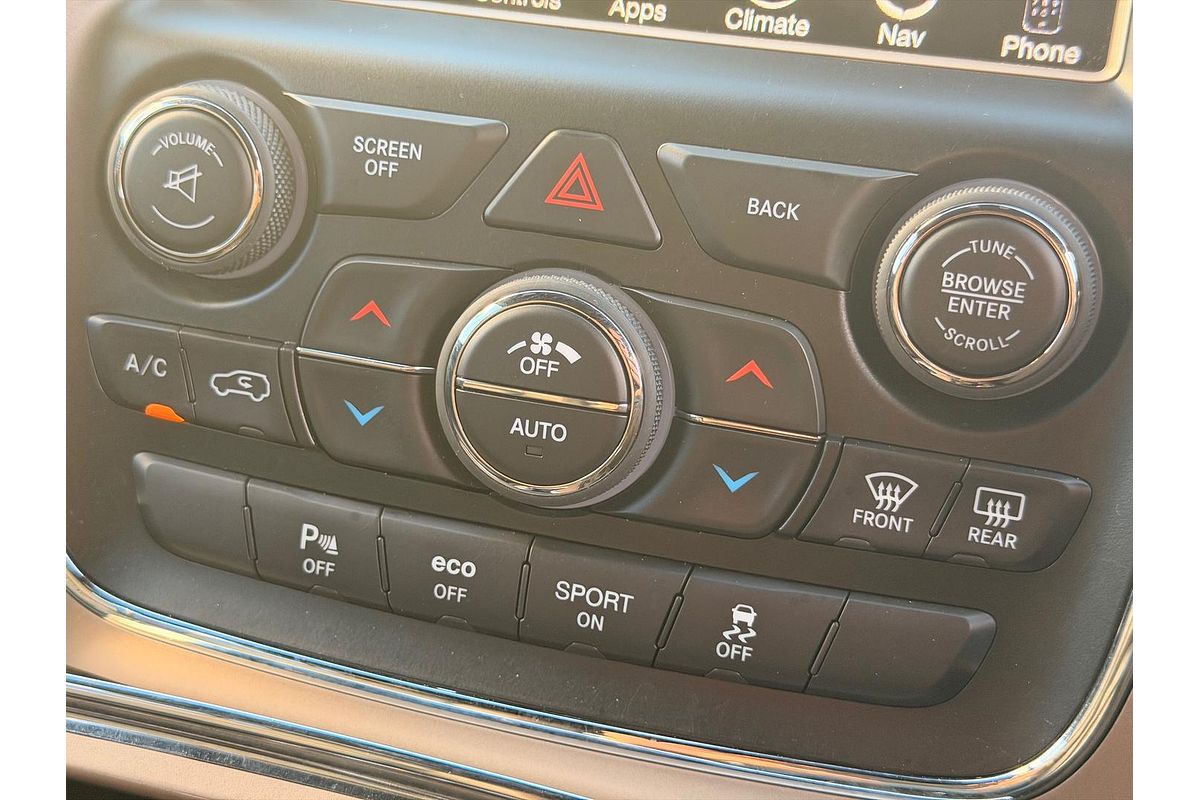 2016 Jeep Grand Cherokee 75th Anniversary WK