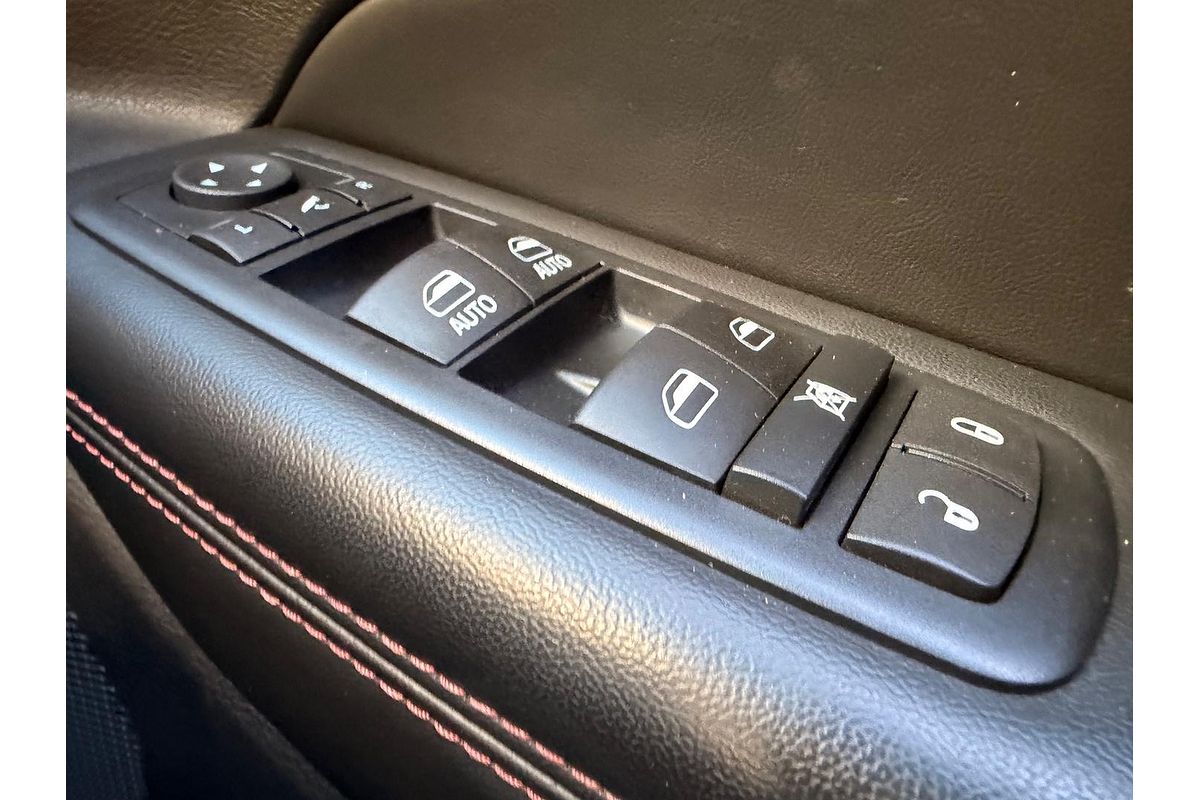 2016 Jeep Grand Cherokee 75th Anniversary WK