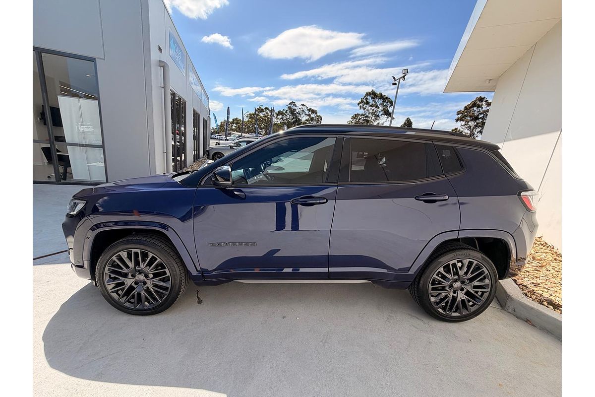 2022 Jeep Compass S-Limited M6
