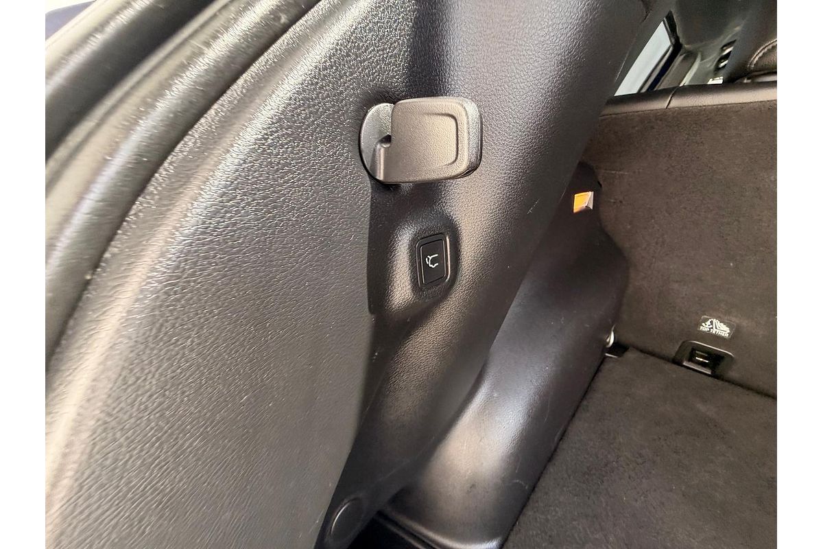 2022 Jeep Compass S-Limited M6