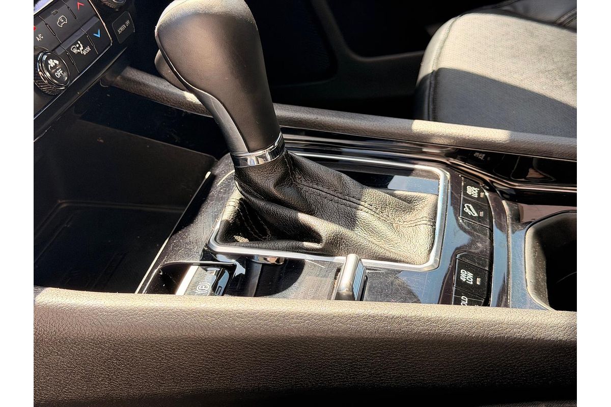 2022 Jeep Compass S-Limited M6