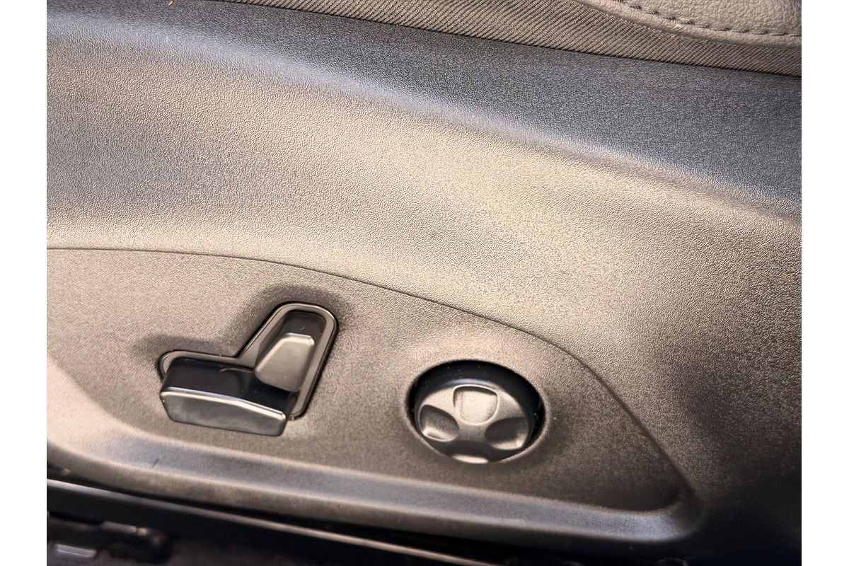 2022 Jeep Compass S-Limited M6