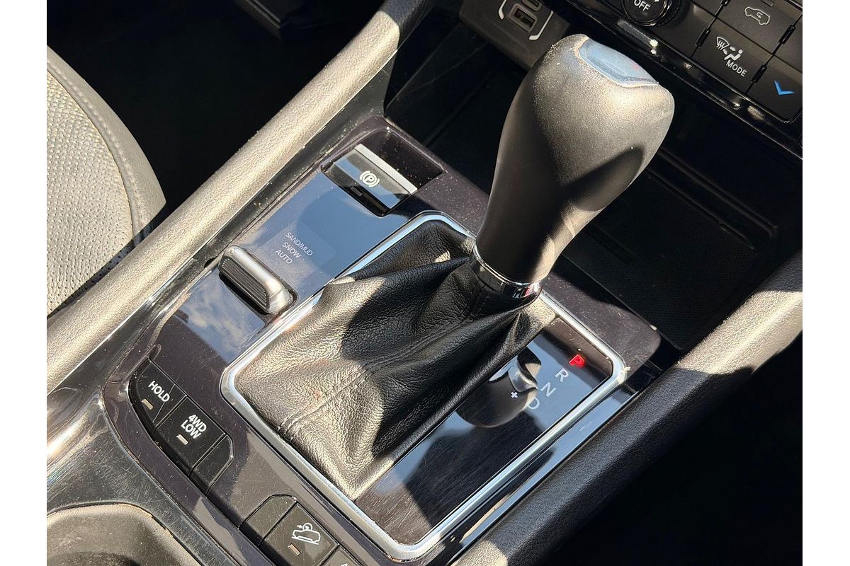 2022 Jeep Compass S-Limited M6