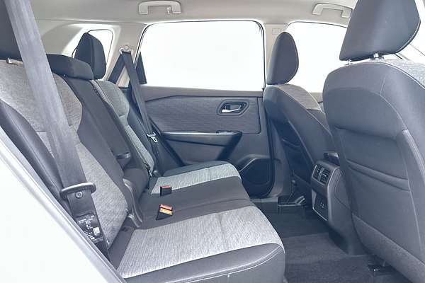 2023 Nissan X-TRAIL ST T33 thumb-11