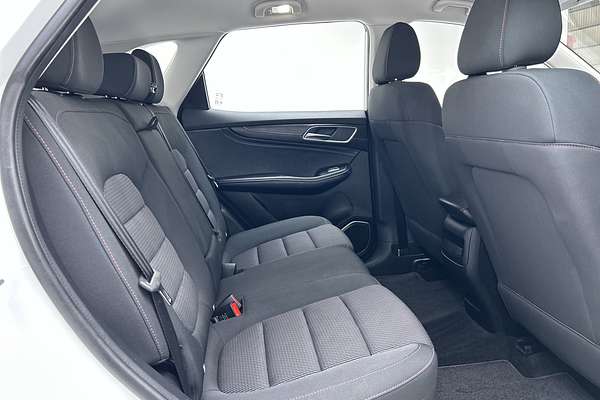 2021 MG HS Core SAS23 thumb-11