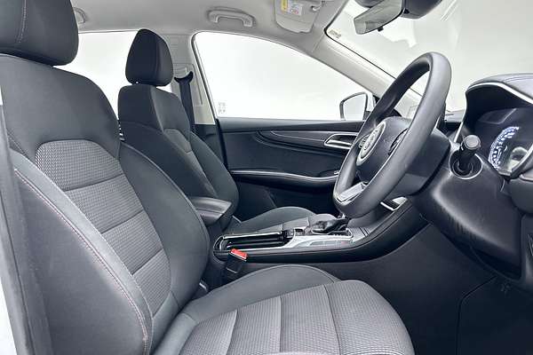 2021 MG HS Core SAS23 thumb-12