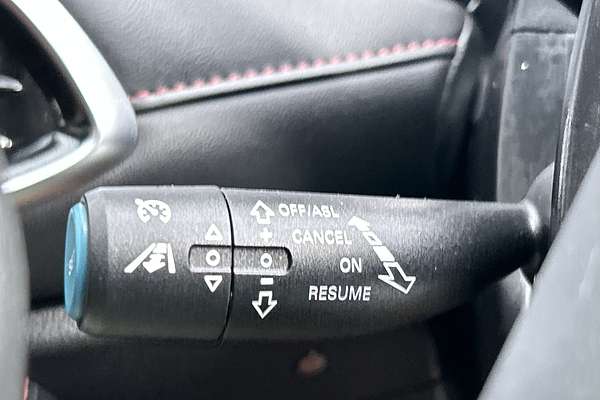 2021 MG HS Core SAS23 thumb-16