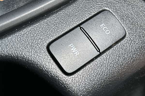 2021 Toyota Hilux SR GUN126R 4X4 thumb-14