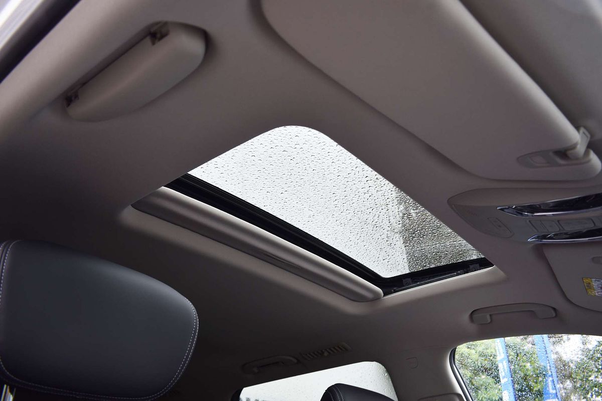 2025 LDV D90 Executive SV9A