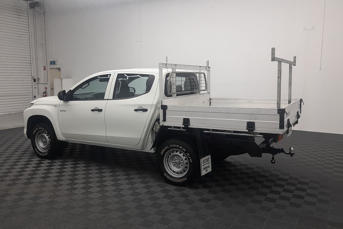 2022 Mitsubishi Triton GLX MR 4X4