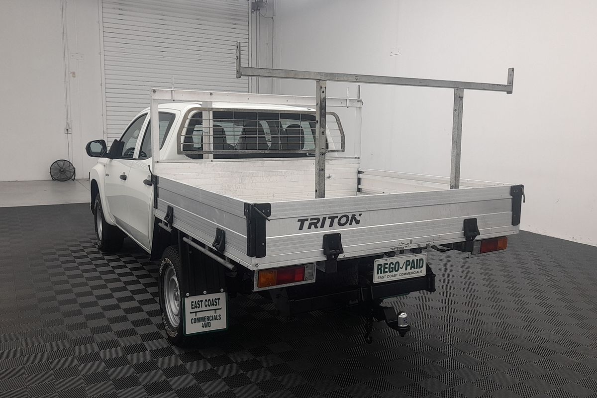 2022 Mitsubishi Triton GLX MR 4X4