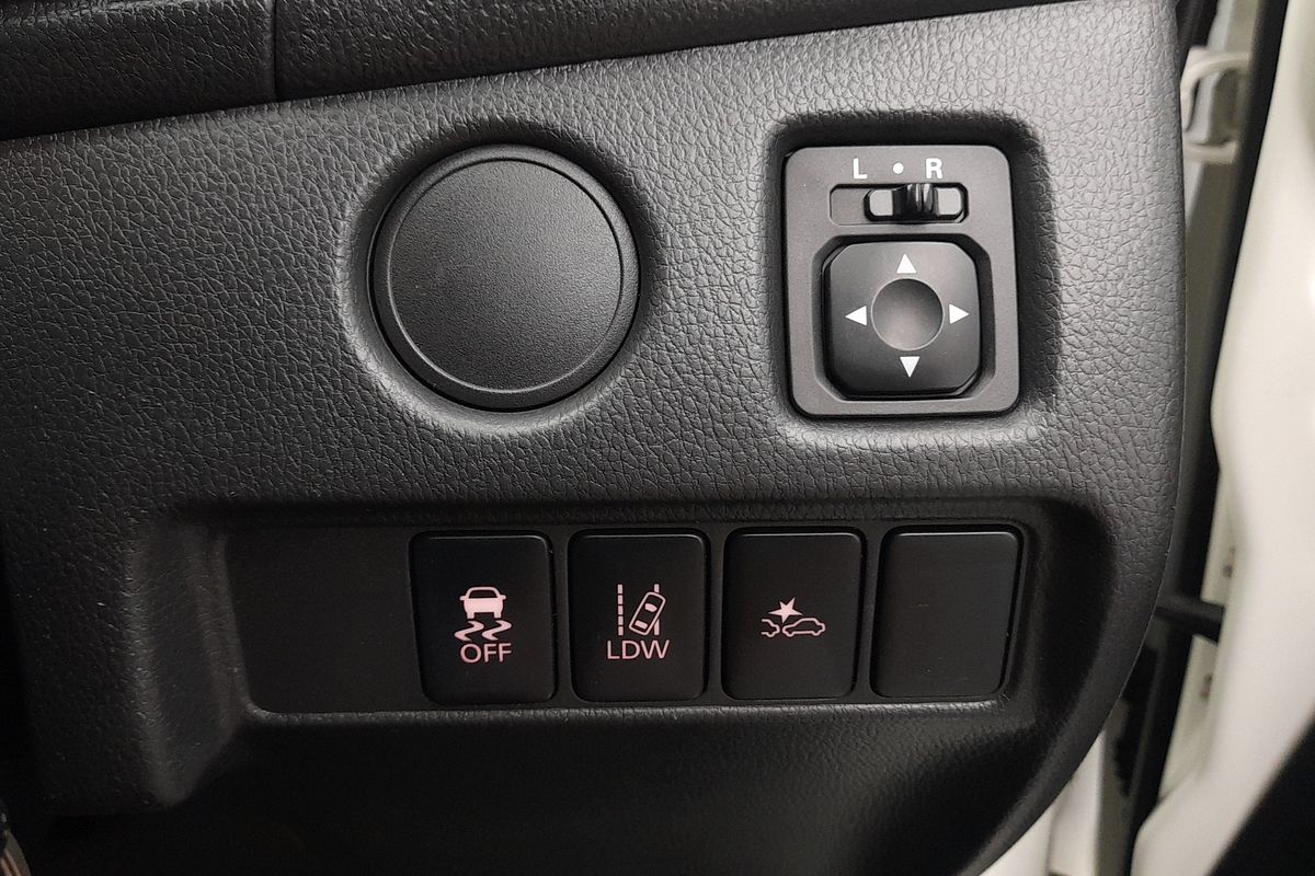 2022 Mitsubishi Triton GLX MR 4X4