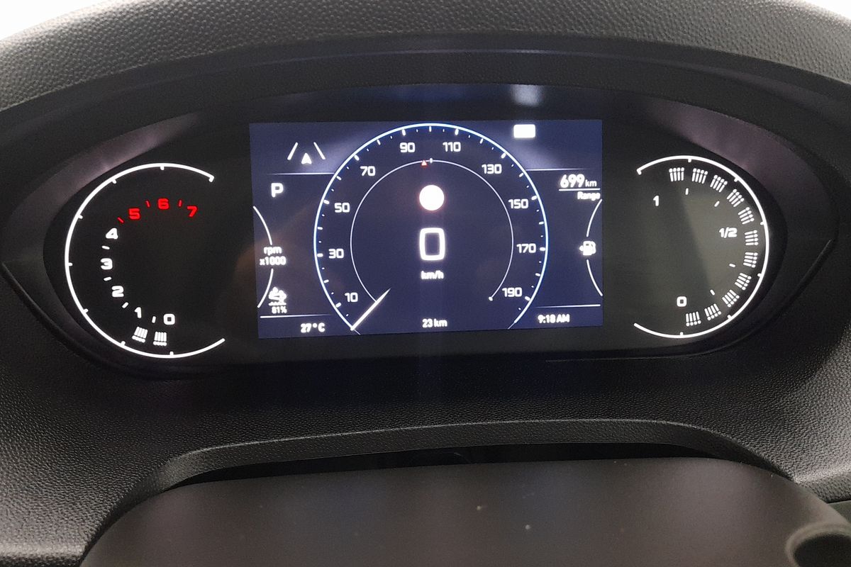 2025 Peugeot Boxer Pro X250 LWB Mid Roof