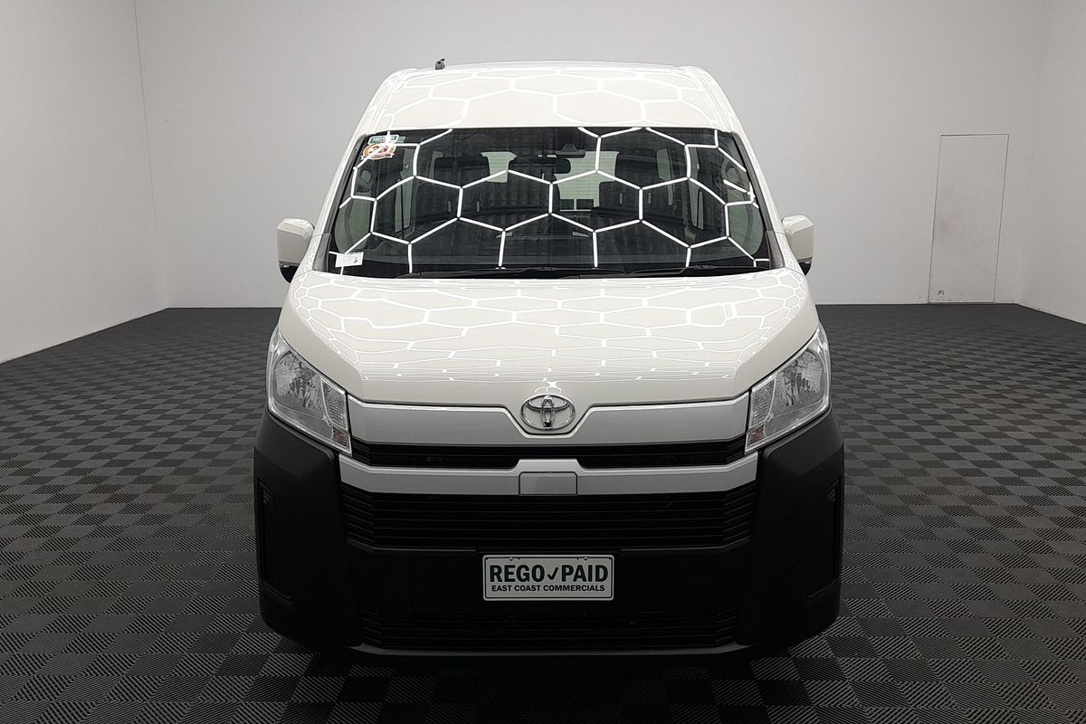 2021 Toyota Hiace Commuter GDH322R ELWB High Roof