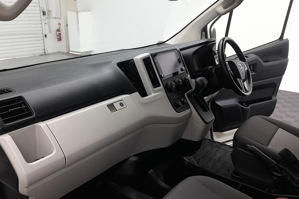 2021 Toyota Hiace Commuter GDH322R ELWB High Roof