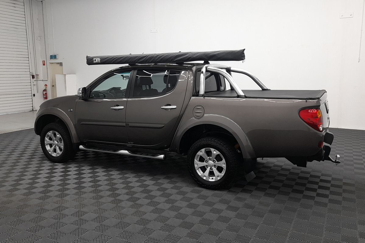 2015 Mitsubishi Triton GLX-R MN 4X4