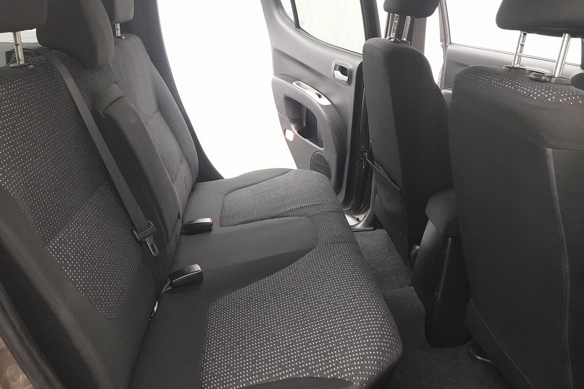 2015 Mitsubishi Triton GLX-R MN 4X4