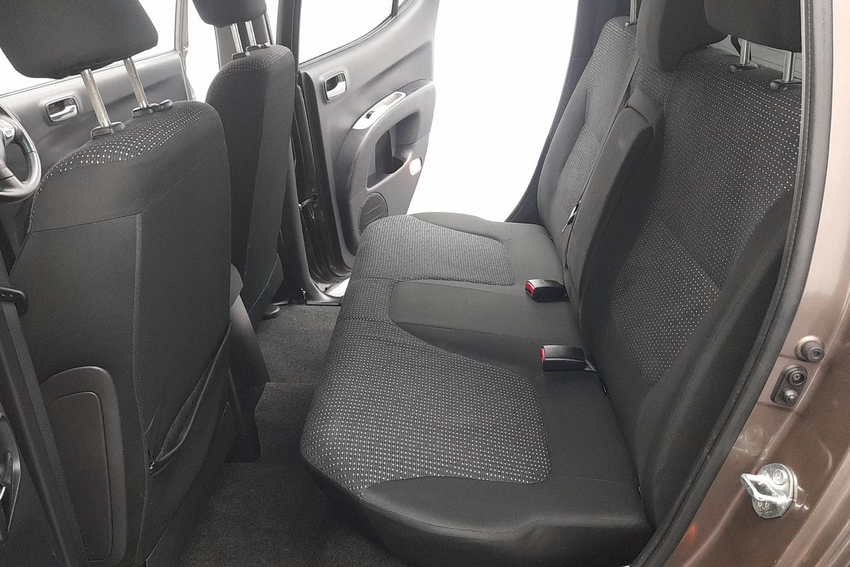 2015 Mitsubishi Triton GLX-R MN 4X4