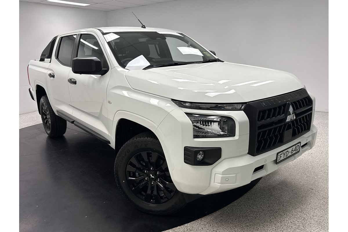 2025 Mitsubishi Triton GLX-R MV 4X4