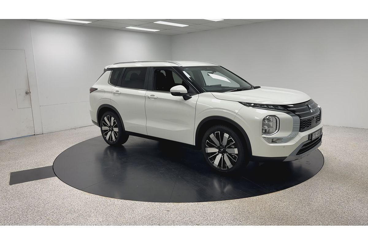 2025 Mitsubishi Outlander Aspire ZM