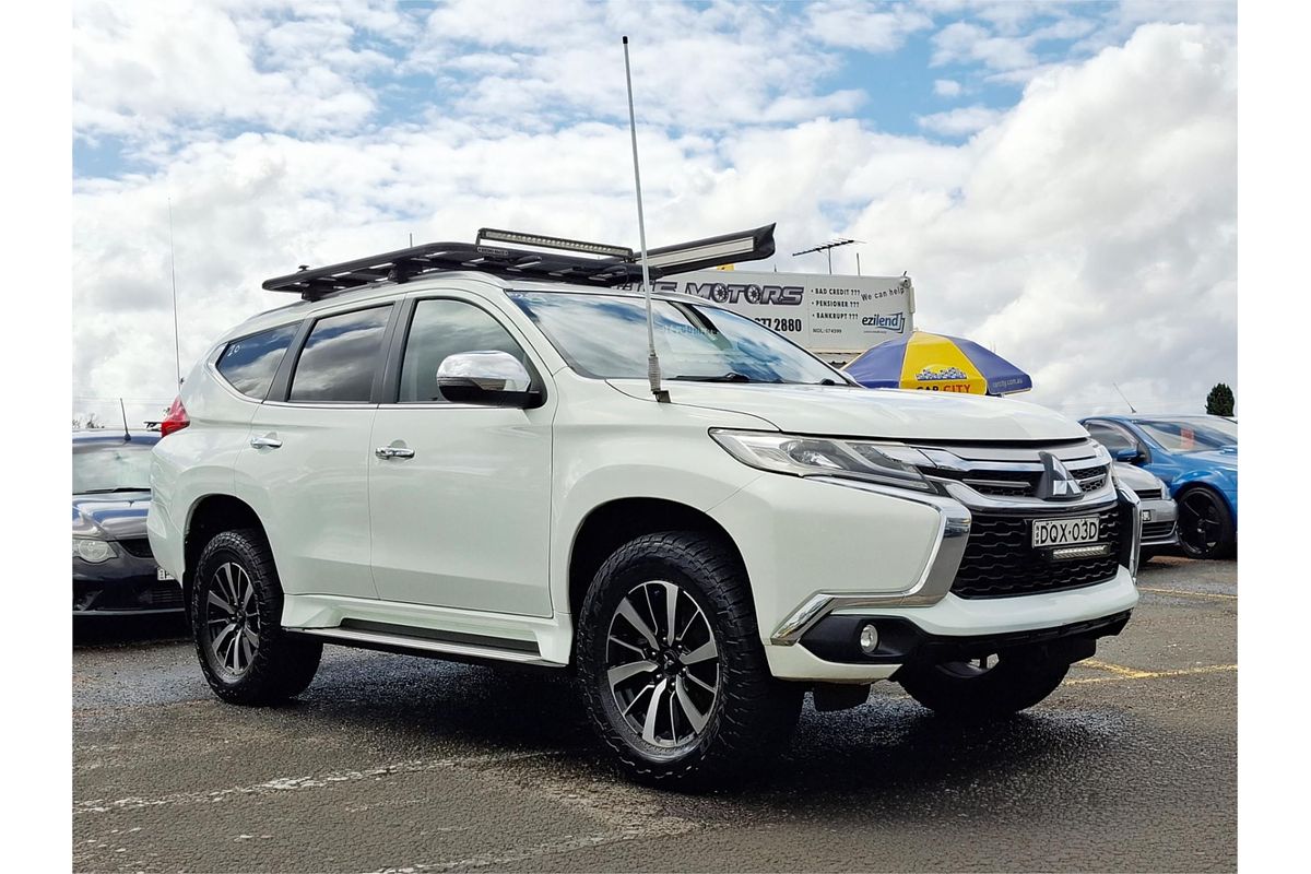 2017 Mitsubishi Pajero Sport GLS QE